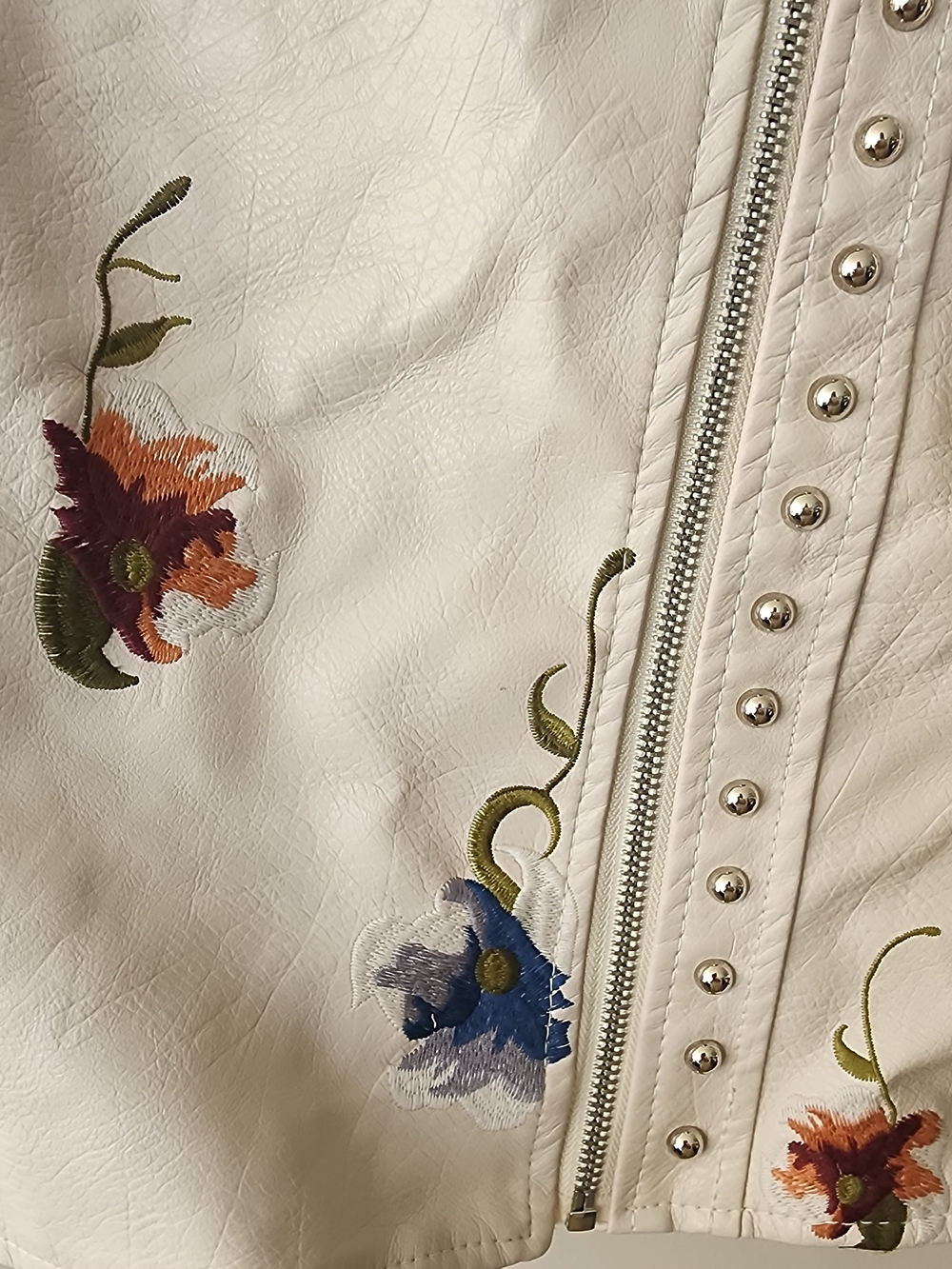 Y2K White Faux Leather Floral Embroidered Studded Moto Jacket XL - Picture 6 of 11